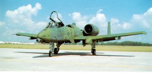 A-10 - Aereo anticarro che spara proiettili all'uranio