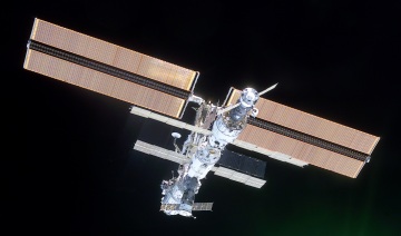 ISS a marzo 2001 - fare clic per immagine ingrandita
